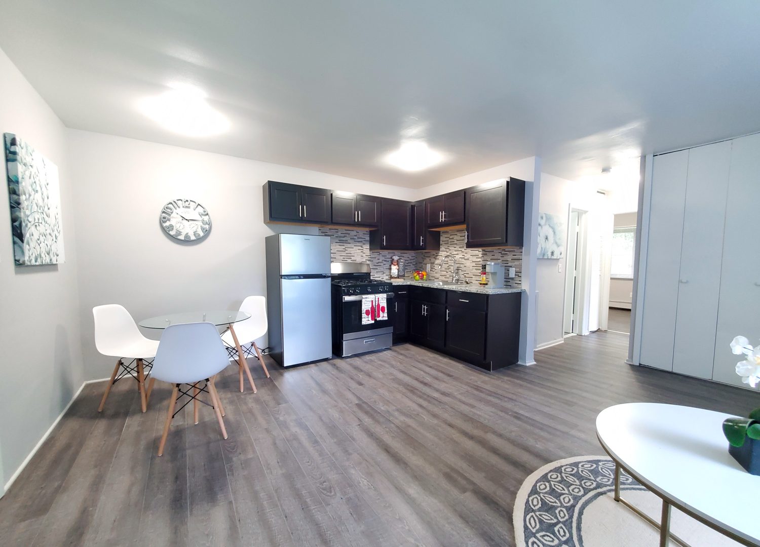 One-3-One Apartments interior 8
