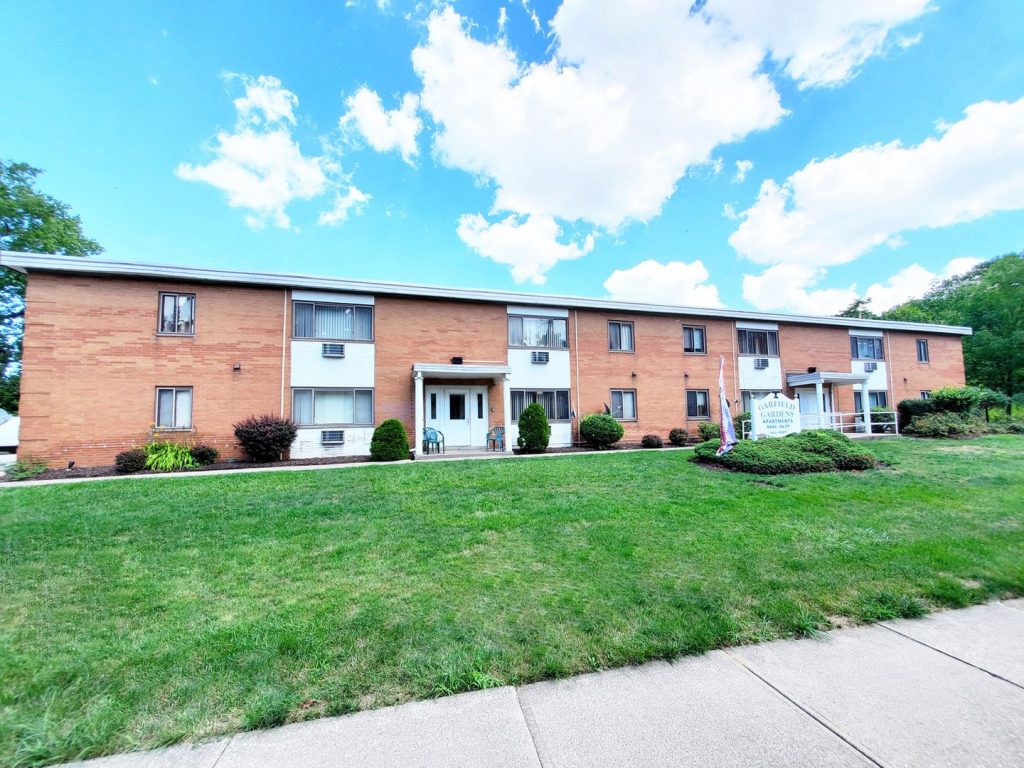one3one apartments - exterior